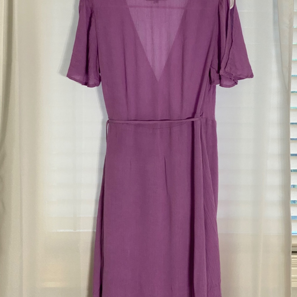 Lulus Rise to the occasion wrap midi dress lavender size large - Picture 5 of 8